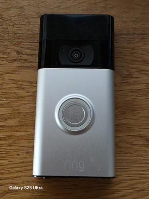 Ring Video Türklingel mit Fernbedienung Glockenspiel und Winkelversteller.