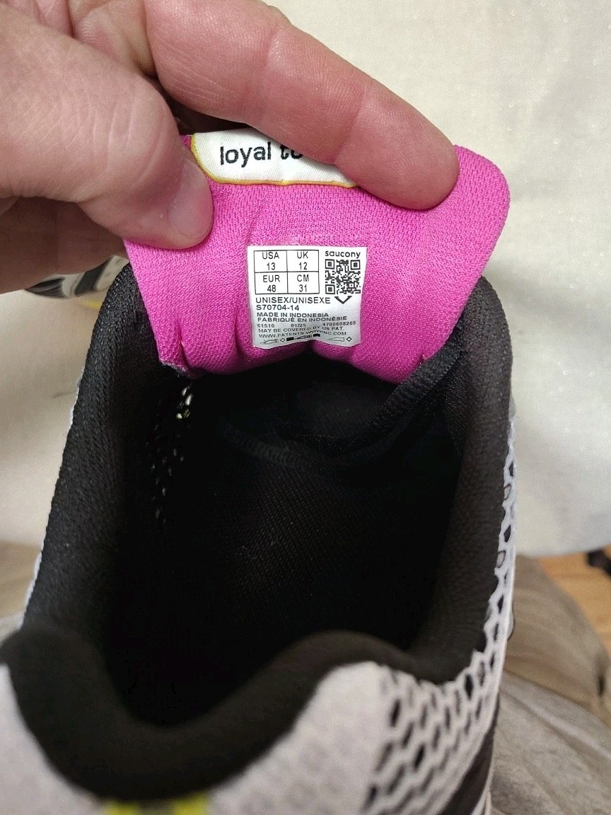 Saucony Size 13 -  ProGrid Triumph 4 White Fluo NWOT  thumbnail 9