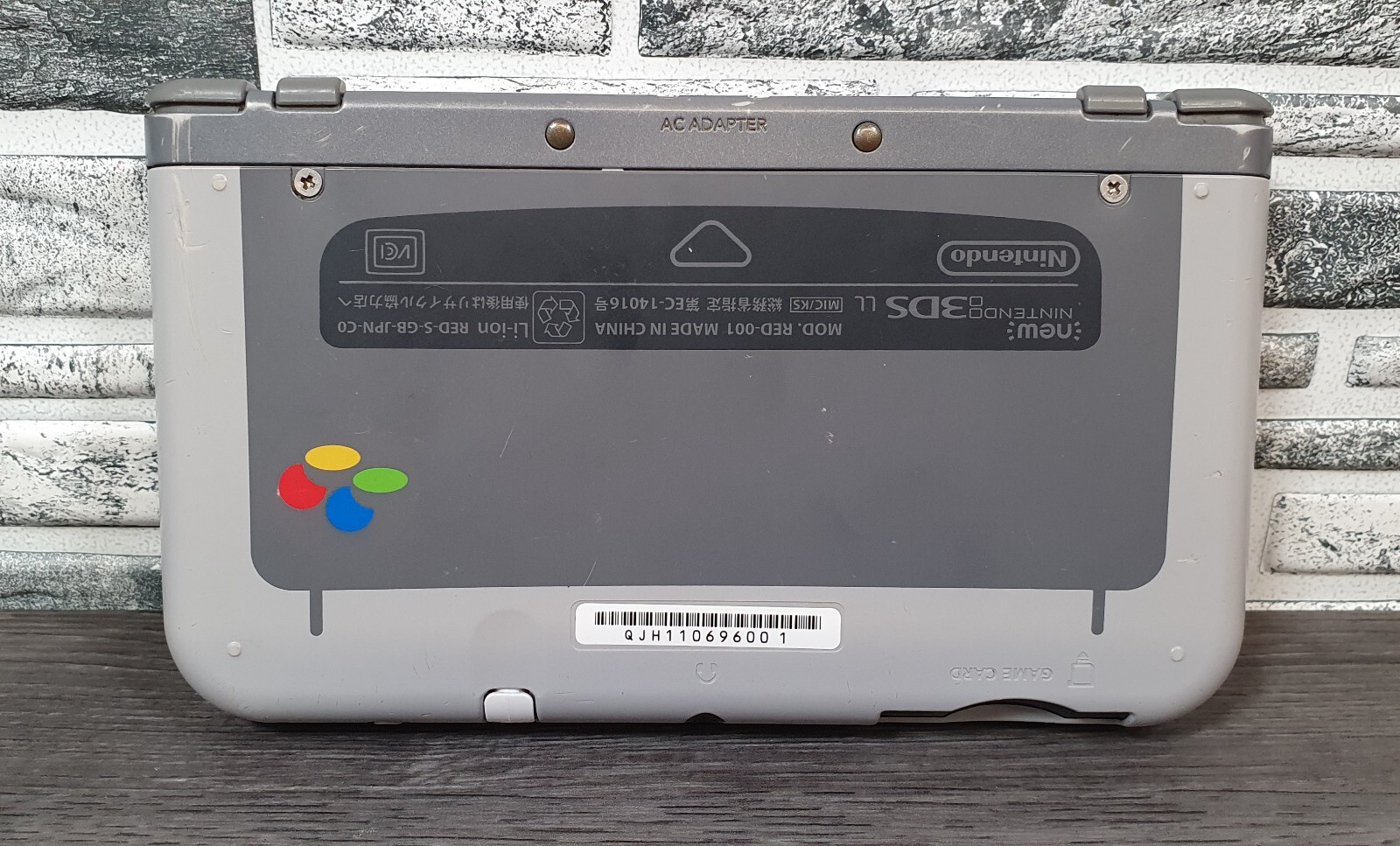 RARE Boxed Japanese Super Edition NEW Nintendo 3DS LL Console