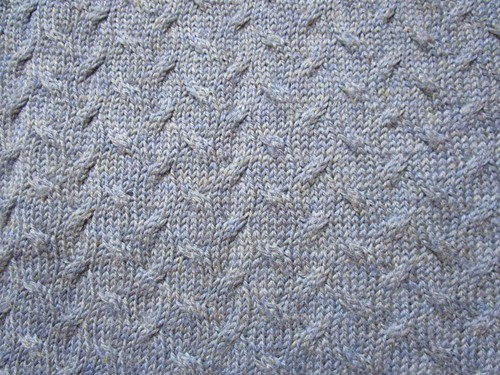 HANDARBEIT Pullover UNIKAT selbstgestrickt - ca. Gr. 52 - Zopfmuster blau / grau - Bild 4 von 5