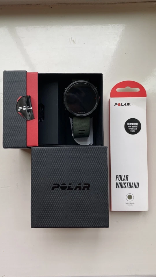POLAR Grit X - Reloj inteligente GPS multideporte + pulsera adicional! Foto 4 de 4