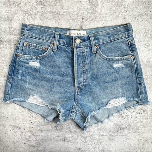 Pantalón Corto Denim Forum The Ex Boyfriend Distressed Talla 24 Aritzia - Imagen 3 de 8