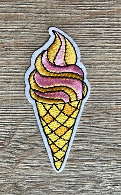 Freak Scene Aufnäher „Eis“ In Pink – Stylischer Patch Zum Aufbügeln Oder Aufnähen Für Kleidung & Accessoires
