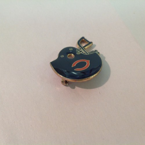 Vintage 1985 NFLP Enamel NFL Football Helmet Pin Chicago Bears Peter David K-20 - Picture 5 of 9