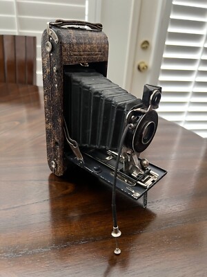 Agfa Ansco Readyset Royal No. 1A Camera - Silver Fox model in
