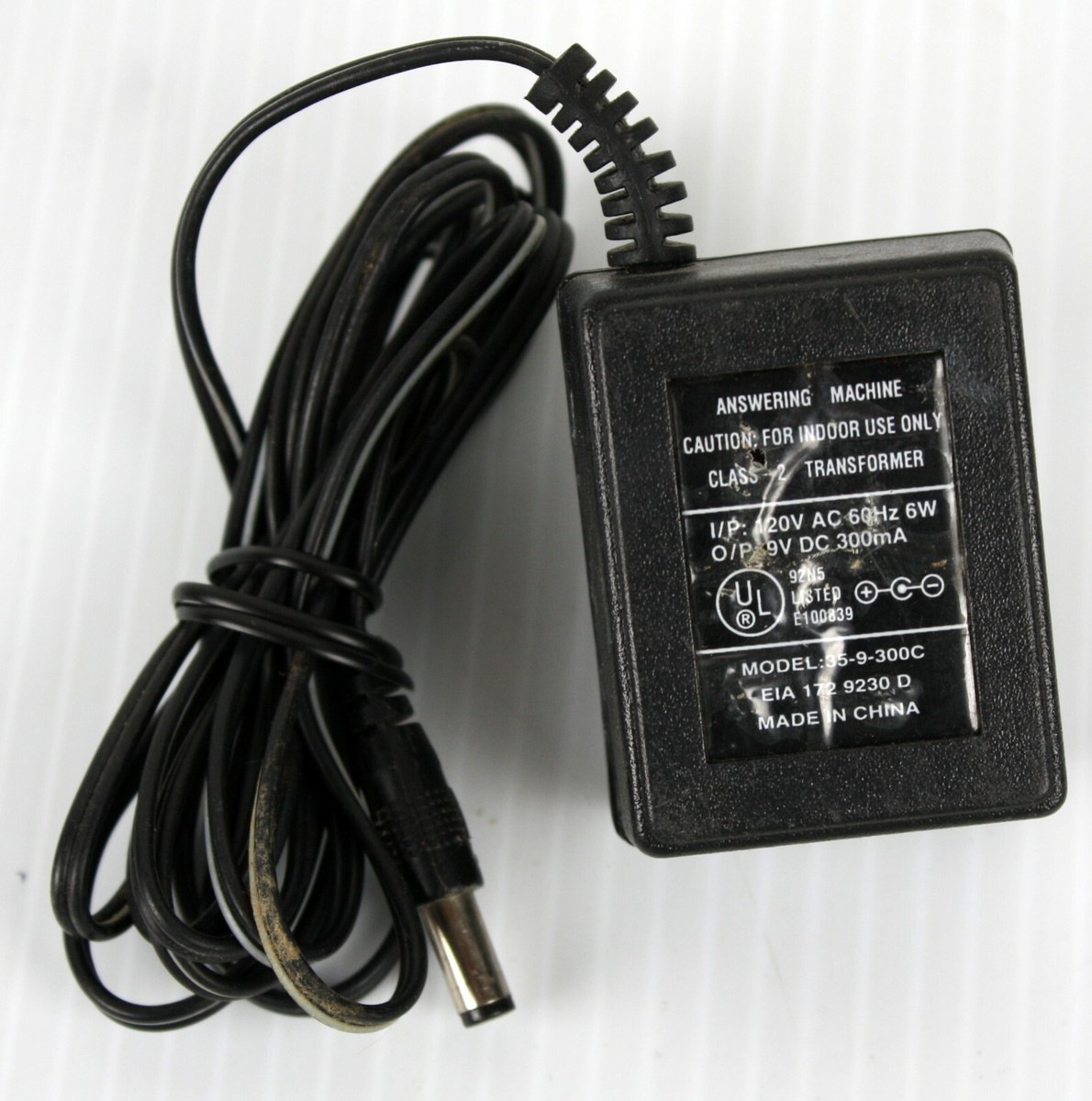 ENG Class 2 transformer AC Power Adapter DC 9V 300mA 2.7W 35-9