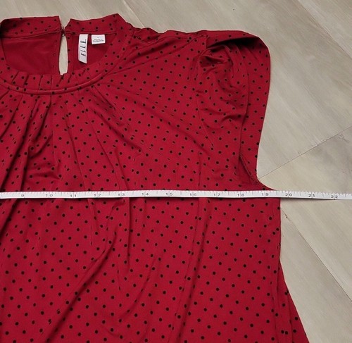 Elle Red Black Textured Dot Cap Sleeve Blouse Womens Size Large - Picture 7 of 9
