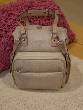 NEW WITH TAGS BEIGE GUESS DESIGNER DIAPER BAG BACK PACK LOGO LOTTIE TRAVEL