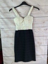 Cameo Rose Women’s Party Dress  Size 8 Black And Gold (A19)