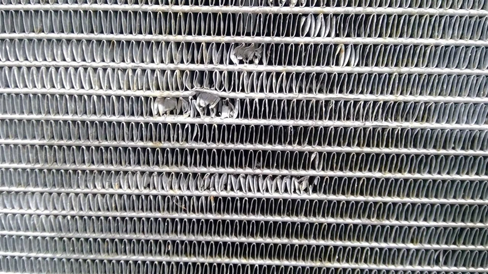 Dodge Charger 2017-2019 motor radiador de refrigeración OEM M143-308-J Foto 2 de 4