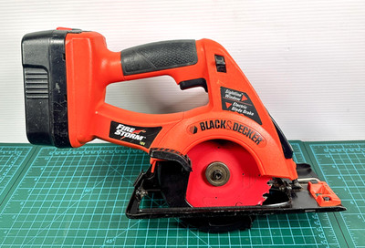 BLACK DECKER CS180 18V Circular Saw Battery FireStorm TESTED WORKING NO CHARGER