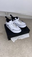 NIKE JORDAN COURTSIDE 23 SIZE 9.5UK EU27 BOYS GIRLS MID TOP TRAINERS SHOES STRAP