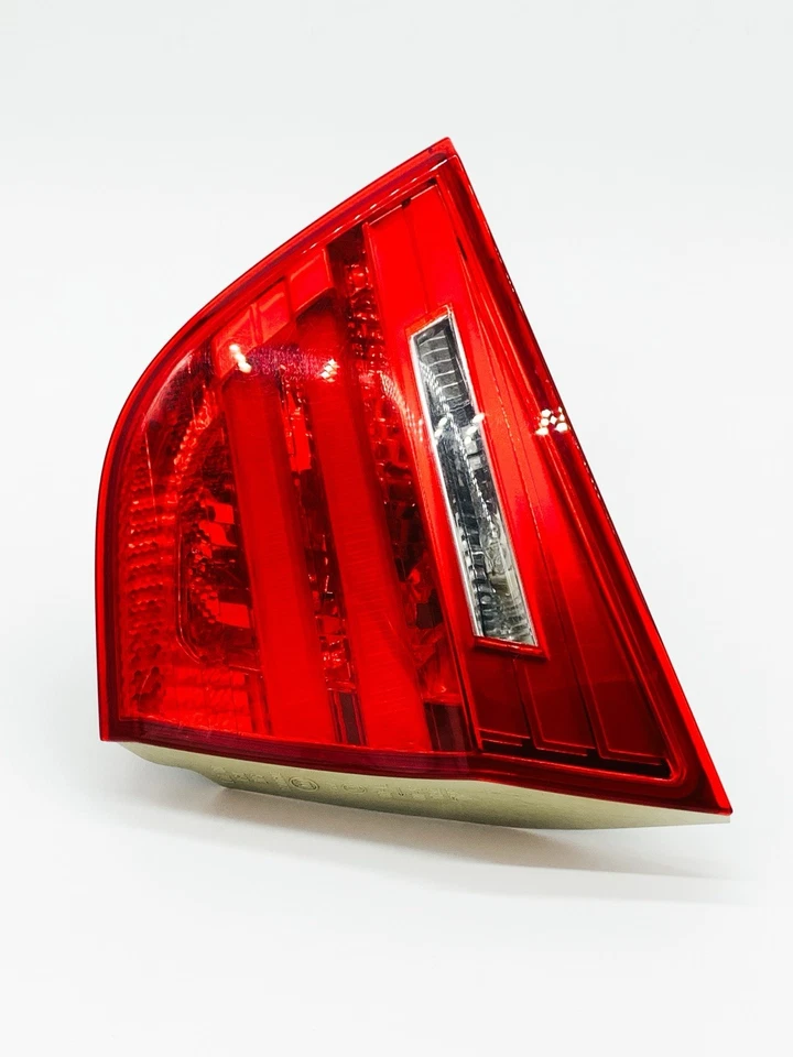 BMW 328I 335I XDRIVE 2009-2011 - derecha - luz trasera interior / lámpara 7289428 Foto 3 de 4