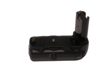 Nikon MB-D100 Battery Pack for Nikon D100 DSLR Digital SLR Camera