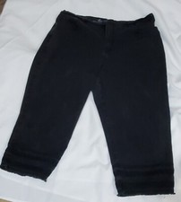 Gloria Vanderbilt Jeans MS Amanda All Around Slimming Effect Capri Size 16. Blk