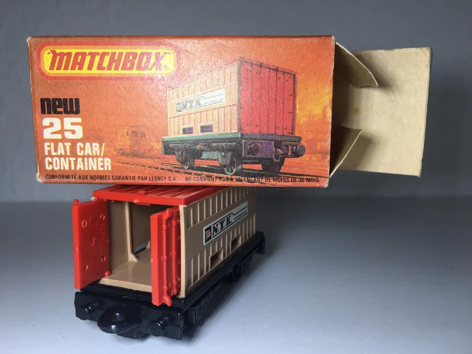 Matchbox Eisenbahn Railway Train Zug Nr.25 flat car & container Anhänger OVP - Bild 2 von 4
