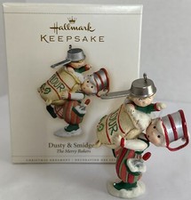 NIB 2006 Hallmark DUSTY & SMIDGEN The Merry Bakers Ornament