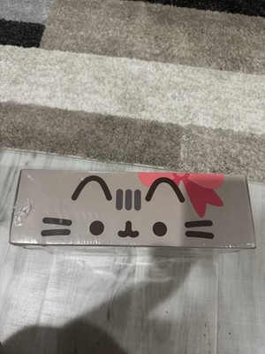 Pusheen Winter/Christmas 2023 Box Complete Set, Size Large