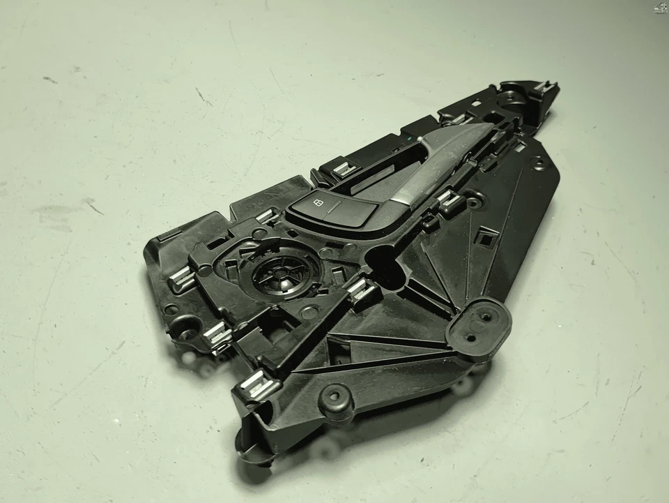 Внутренняя ручка задней правой пассажирской двери для Audi A6 S6 2012-2018 годов выпуска от оригинального производителя - Изображение 3 из 4