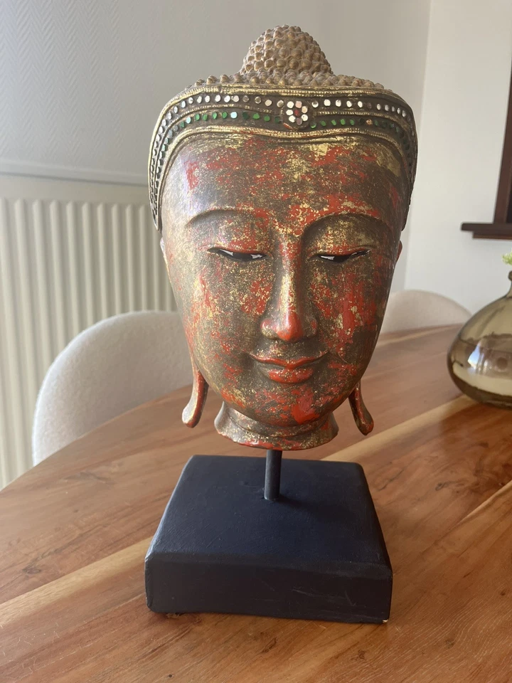 Tête de Bouddha en bois - Photo 3/4