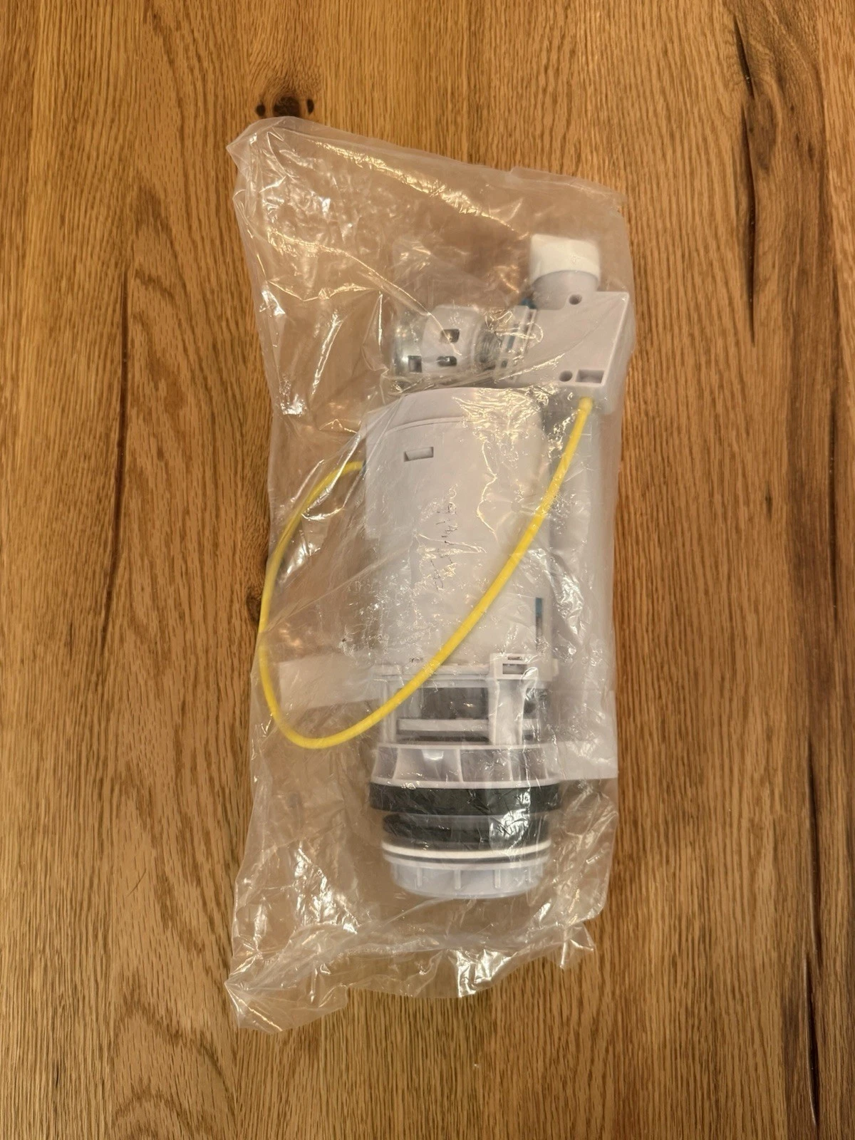 R&T A2432 Cable Dual Flush Valve Long With 450mm Cable FTB12696 TS1416 - New 2