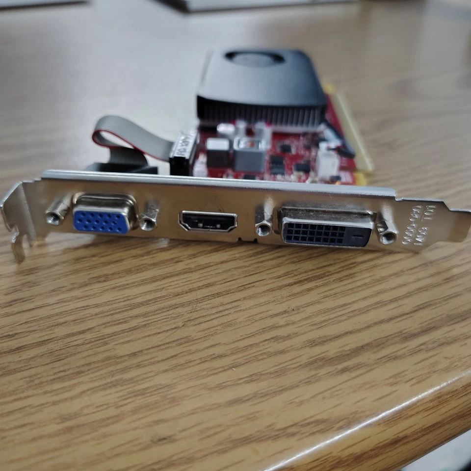 Nvidia GeForce GTX 745 4GB DDR3 PCI Express x16 GPU Graphics Video Card TESTED - Image 3 of 4