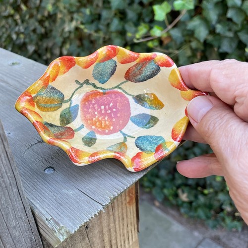 5" Leaf Shape Ceramic Italy Yellow & Orange w Leaves Small Terra Cotta Bowl - Imagen 2 de 5