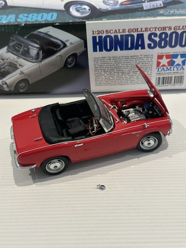 TAMIYA Collector Club HONDA S800 1/20 Scale Die cast Model. - Picture 2 of 3