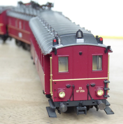Locomotive électrique classe Re 4/4 digitale son CFF ép III - HO 1/87