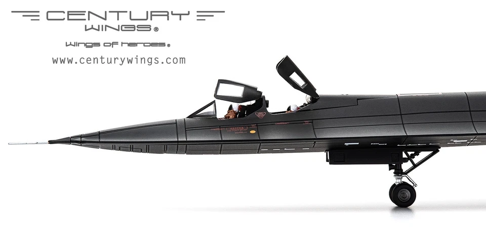 Century Wings 1/72 CW001647 SR-71A Blackbird USAF 9th SRW Wright-Patterson Ohio - Image 3 of 4