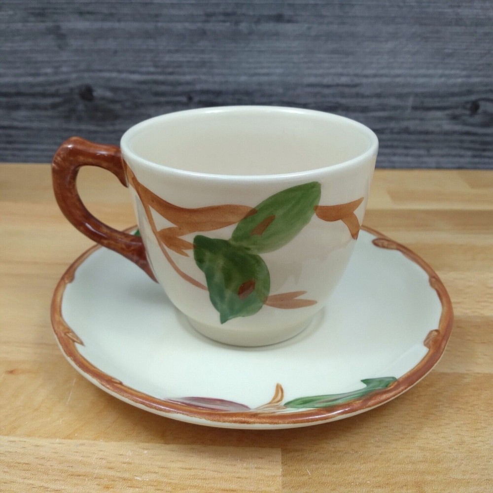 Franciscan Apple Tea Cup & Saucer Set of 4 - Thumbnail 3