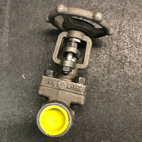 OMB 810 Gate Valve 3/4" Class 800 Socket Weld Ends A105N Forged Steel Trim - Picture 3 of 9