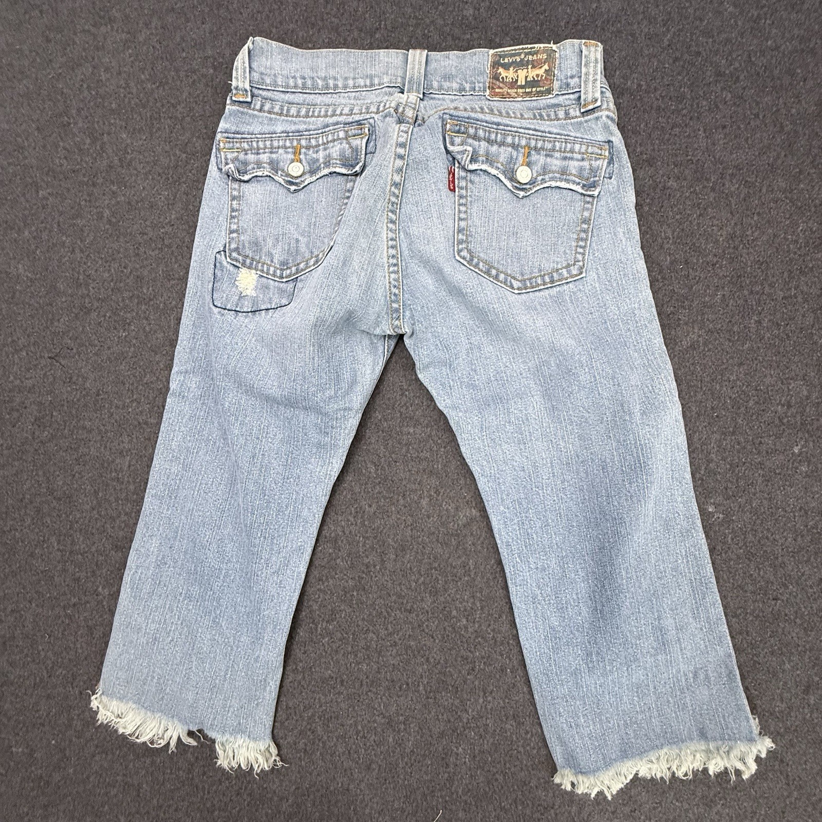 LEVI’S Slouch 504 Patchwork Distressed Cropped Je… - image 10