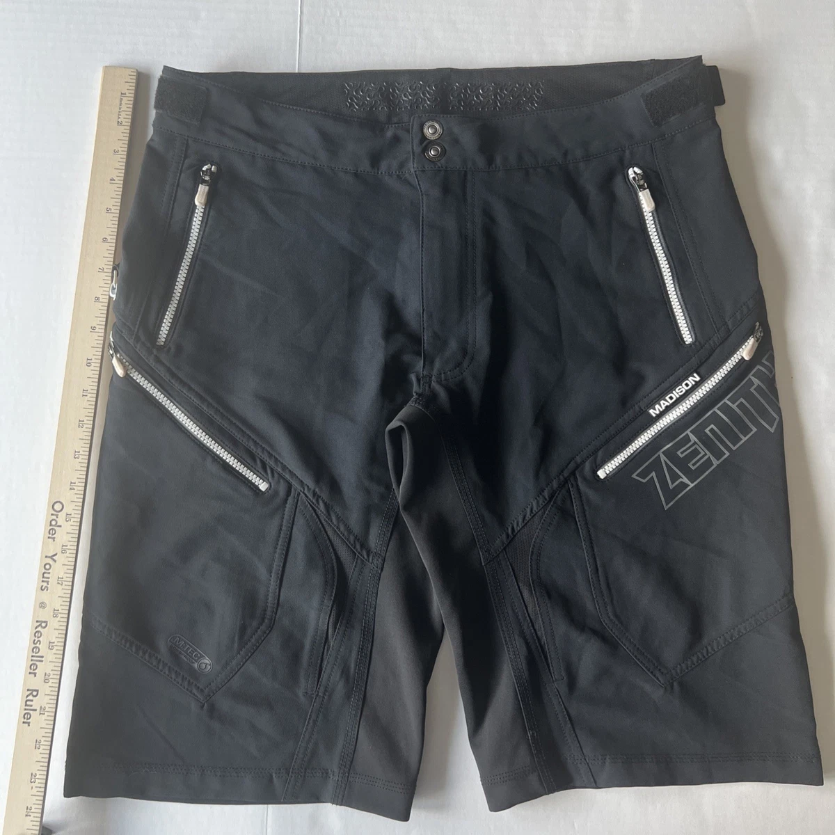 Sous-short vélo femme grandes tailles Urban Classics Shiny Metalic