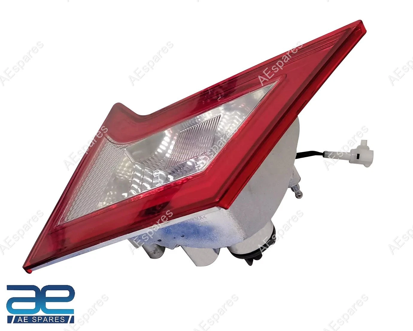 Rear Reverse Lamp Tail Light RH For Tata Movus 2014-2015, Sumo Grande 2008-2014 view 3