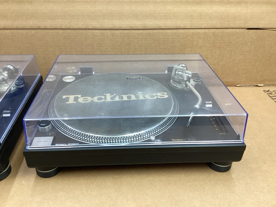 Par de tocadiscos profesionales Technics SL-1200MK2-M negros edición limitada Foto 3 de 4