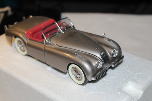 JAGUAR XK120 DANBURY MINT 1/24 NEUF BOITE - Imagen 2 de 6