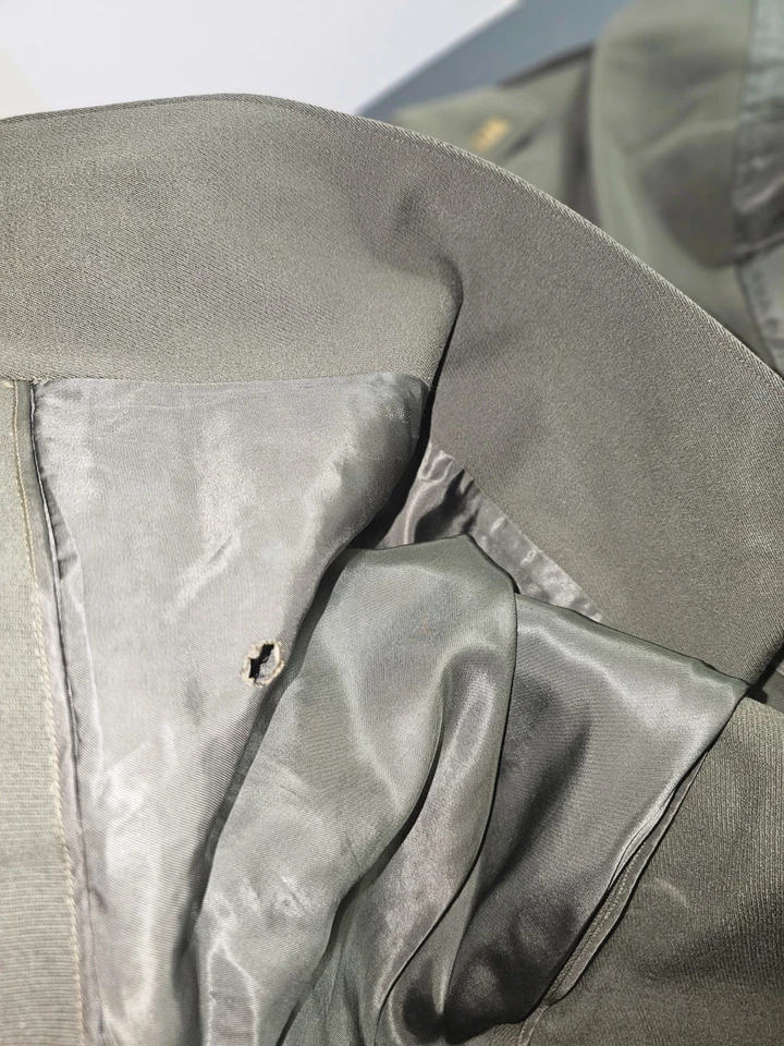 WW2 ? US ARMY AIR CORP OFFICER DRESS JACKET - Image 4 of 4