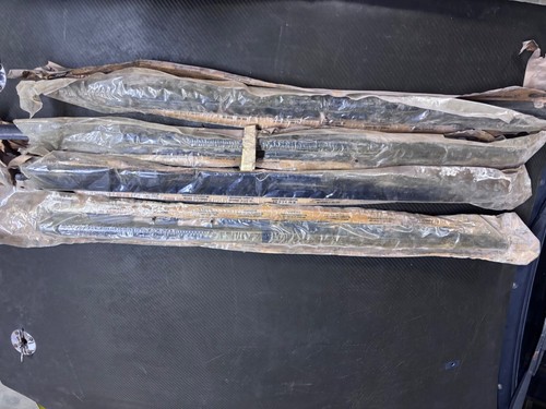 nos ford taurus sable sho outer window weatherstripping set front and rear - Picture 3 of 5