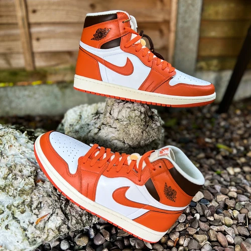 WMNS Nike Air Jordan 1 Retro High OG Starfish DO9369 101 UK9 UK9.5 EUR44 44.5