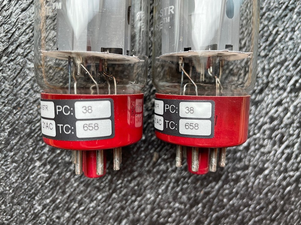 Coppia Abbinata Amplificatore Tubo Doctor TAD KT66-STR Genalex - Foto 7