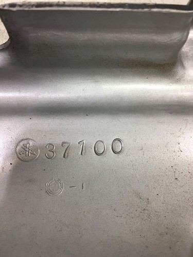 73 Yamaha TX 500 TX500 starter motor cover - Picture 3 of 5