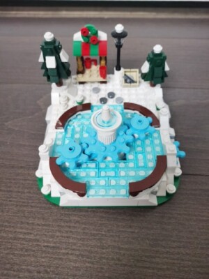 LEGO Seasonal: Ice Skating Rink (40416) Limited Edition