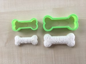 fondant dog bone