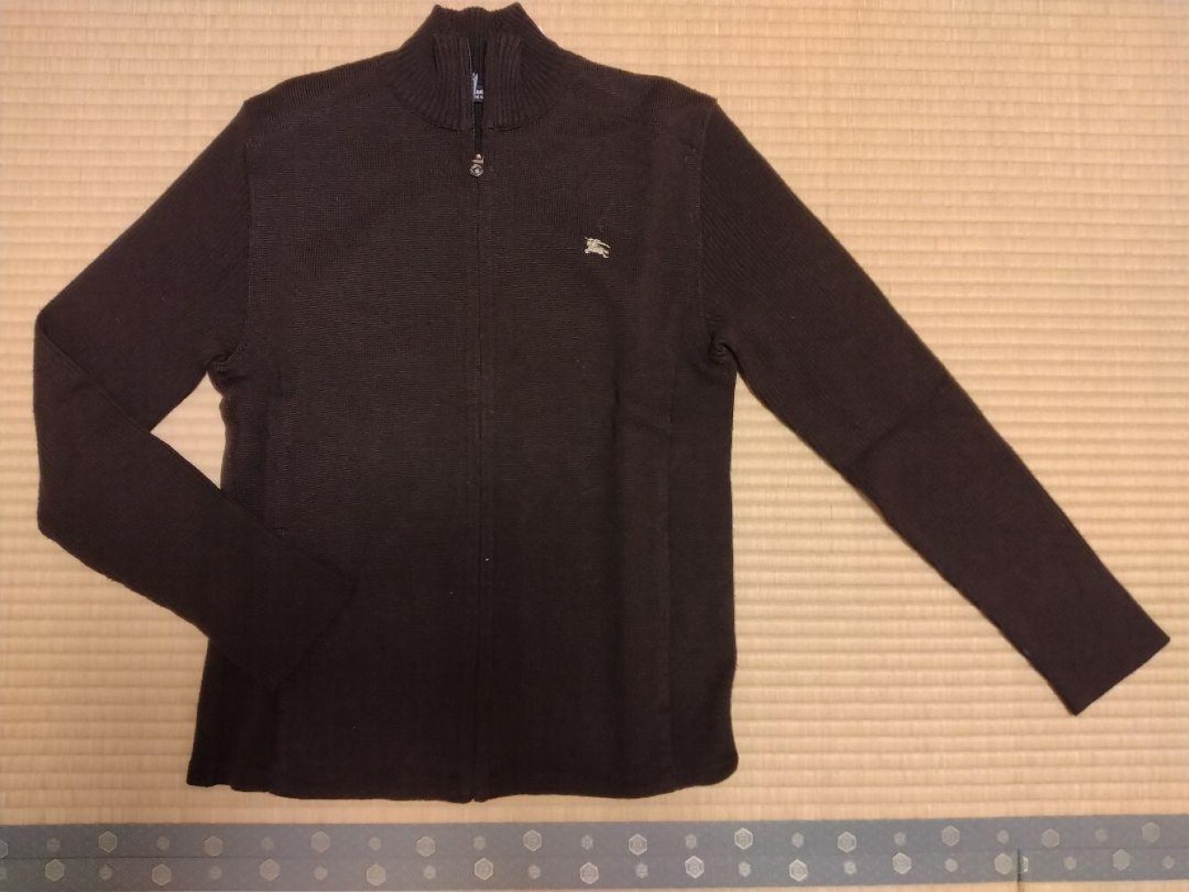 Burberry knit sweater Men's Fashion from Japan