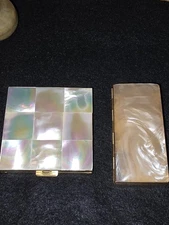 Lot of 2 Vintage Compacts – Mother of Pearl & Faux Pearlized Vanity Collectibles