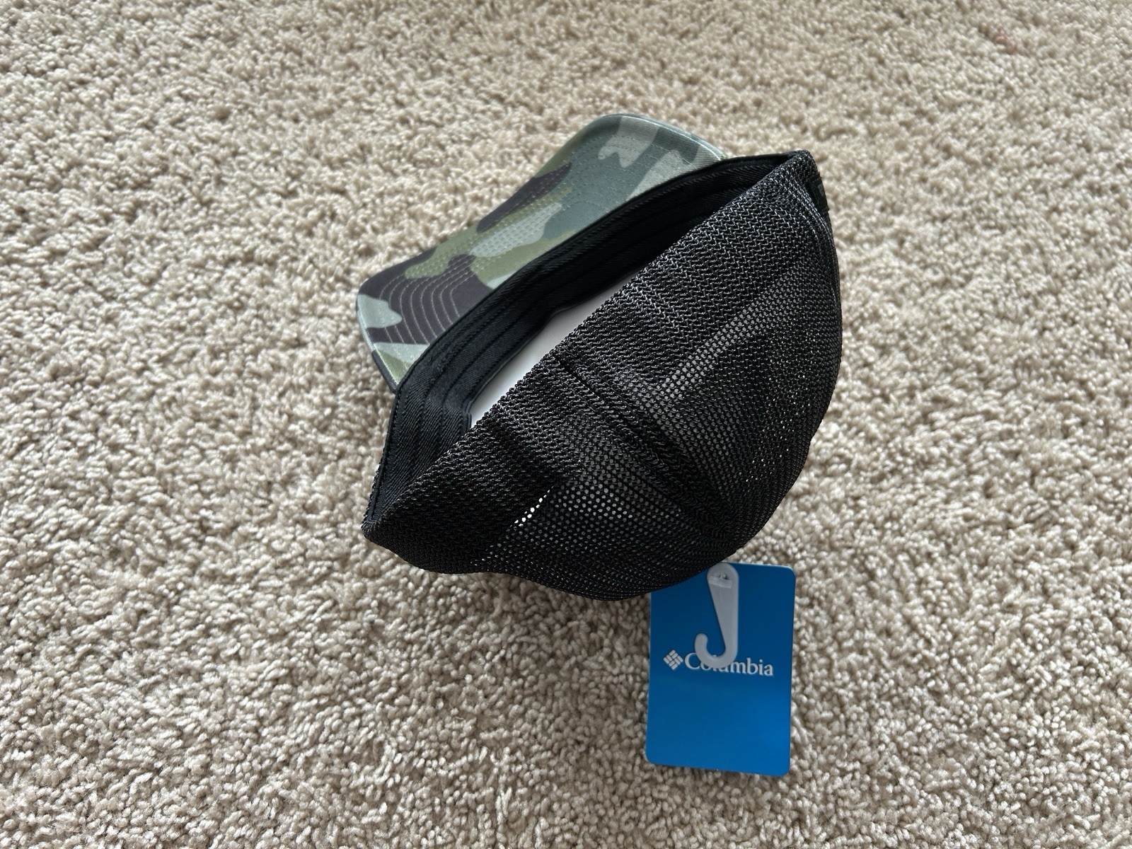Columbia Outdoor Camo Tree Flag Flexfit Cap L/XL