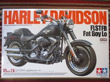 Harley Davidson FLSTFB - Fat Boy Lo - Tamiya 16041 | kingshobby.com