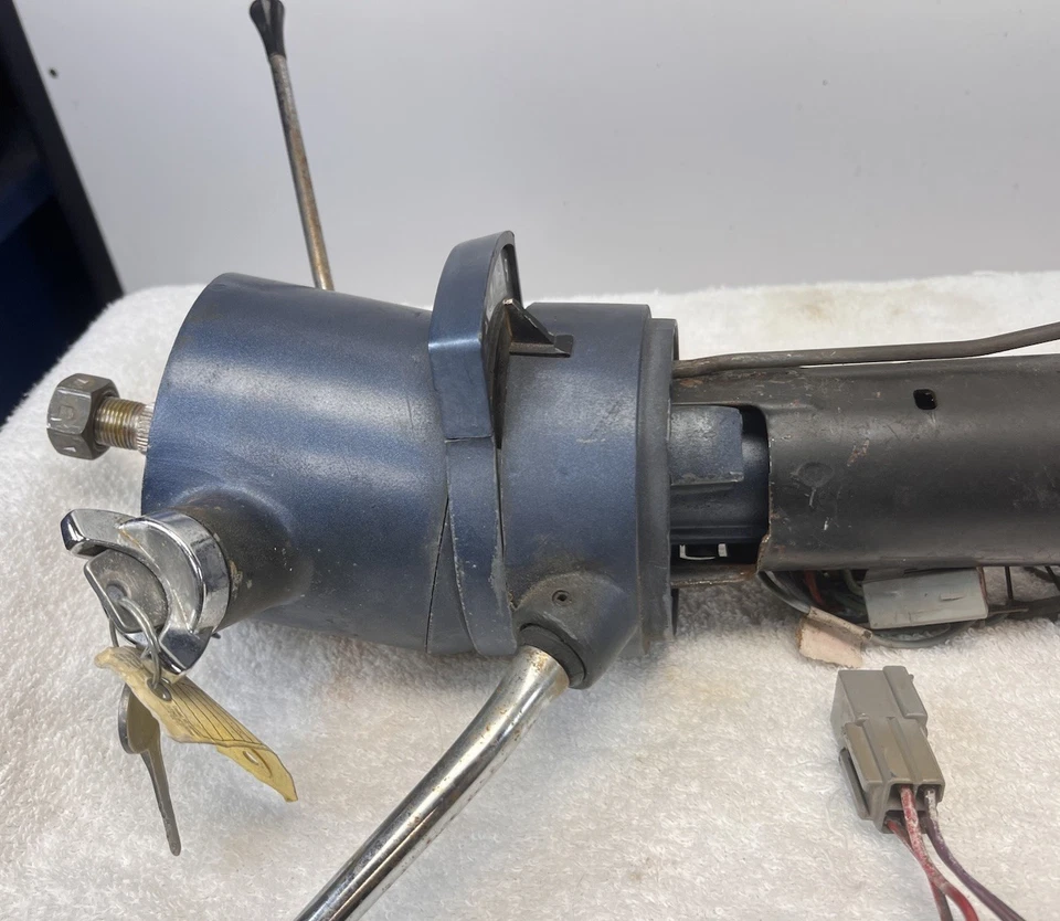 1974 - 1979 Ford Mercury LTD Cougar Marquis coluna de direção inclinada com chave - Imagem 3 de 4