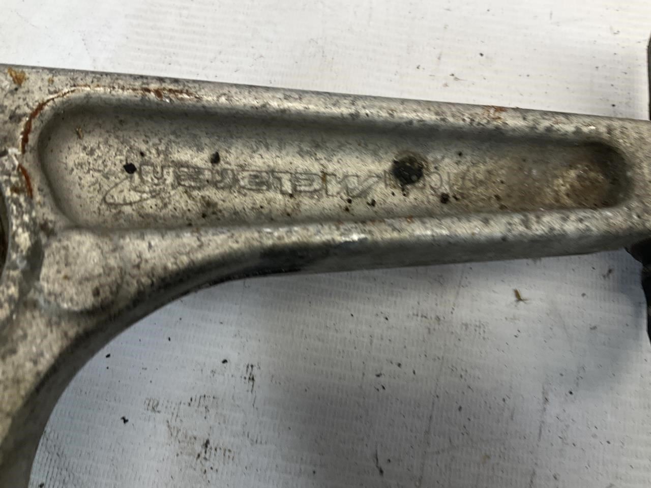 11-17 McLaren 570S / 650S / MP4-12C Front Right Passenger Upper Control Arm T